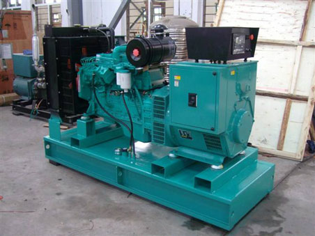 东澳镇200kw康明斯柴油发电机组图片 东澳镇200kw康明斯柴油发电机组图片